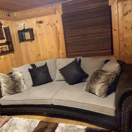 Chalet Furth - By Four Seasons *